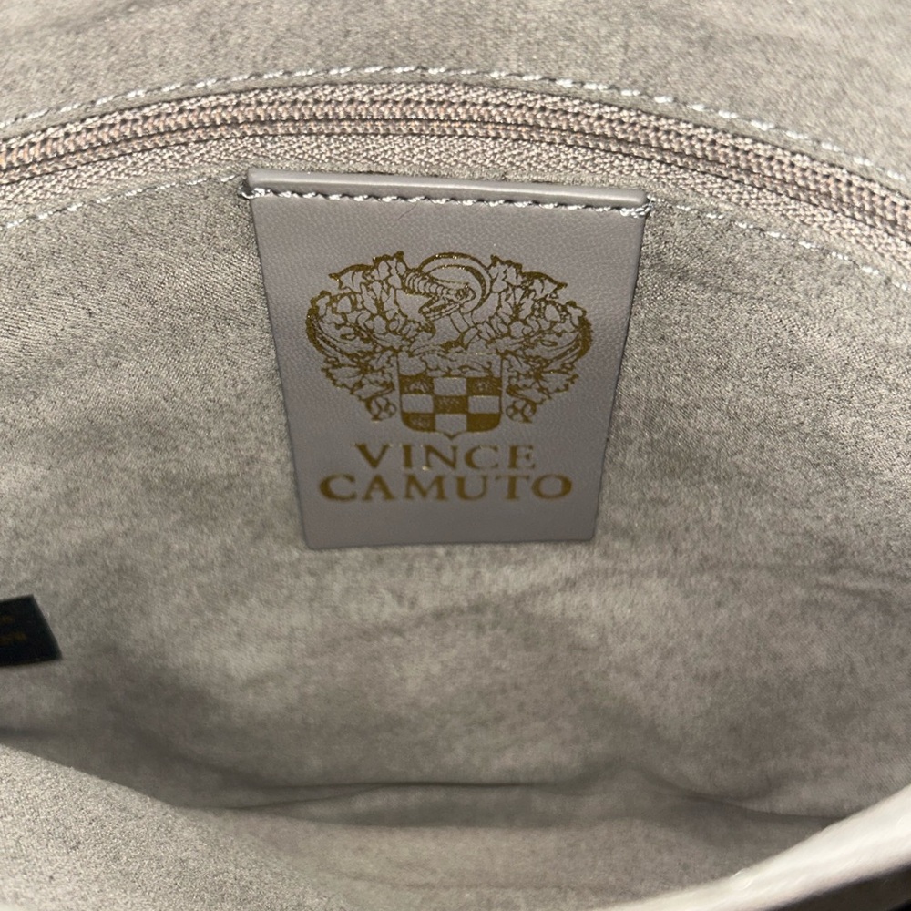 NWOT Vince Camuto Cream Woven Shoulder Bag with Dust Bag - Picture 3 of 6
